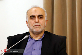 فرهاد دژپسند وزیر امور اقتصاد و دارایی