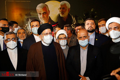حضور رئیس قوه قضاییه در یادمان شهیدان حاج قاسم سلیمانی و ابومهدی المهندس در فرودگاه بغداد 