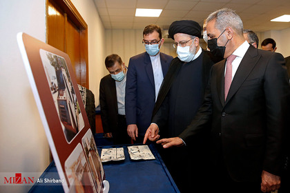 بازدید از نمایشگاه بخشی از بقایای بجا مانده از داعش