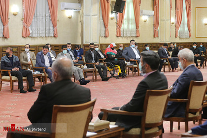 نشست صمیمی رئیس قوه قضاییه با قهرمانان المپیک، پارالمپیک و جهانی
