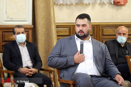 نشست صمیمی رئیس قوه قضاییه با قهرمانان المپیک، پارالمپیک و جهانی
