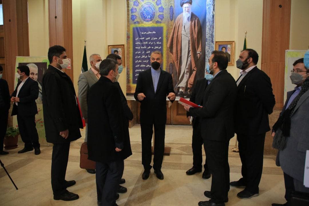 رونمایی از سند جامع پدافند غیر عامل وزارت امور خارجه رونمایی از سند جامع پدافند غیر عامل وزارت امور خارجه
