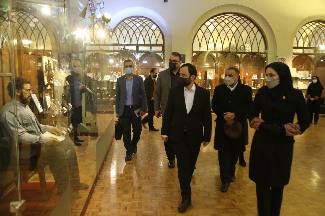 بازدید سخنگوی دولت سیزدهم از موزه سینمای ایران بازدید سخنگوی دولت سیزدهم از موزه سینمای ایران