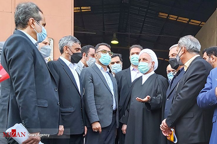 بازدید سه ساعته رئیس قوه قضاییه از بنادر و گمرکات استان هرمزگان و بندر شهید رجایی/تاکیدات رئیس دستگاه قضا بر جلوگیری از معطلی کشتی‌های حامل کالاهای ثبت سفارش شده در لنگرگاه‌ها و ترخیص سریع محموله‌های آنها