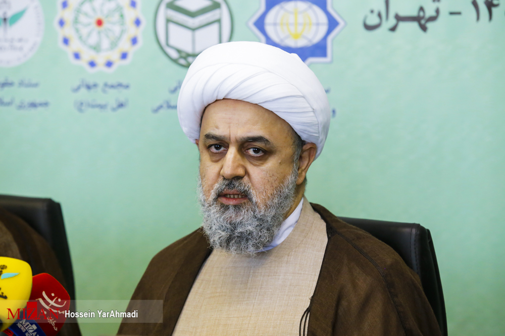 تفاهمنامه پنج جانبه حقوق بشر اسلامی امضا شد/ غریب آبادی: دانشنامه حقوق بشر اسلامی تدوین میشود تفاهمنامه پنج جانبه حقوق بشر اسلامی امضا شد/ غریب آبادی: دانشنامه حقوق بشر اسلامی تدوین میشود