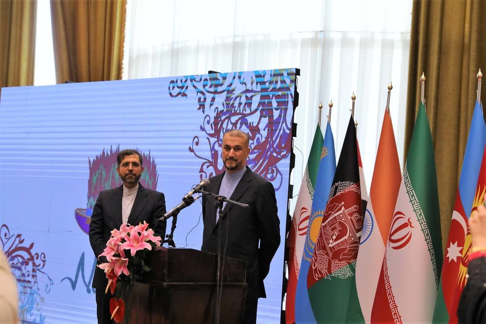 برگزاری مراسم دیپلماتیک نوروز ۱۴۰۱ توسط وزارت امور خارجه برگزاری مراسم دیپلماتیک نوروز ۱۴۰۱ توسط وزارت امور خارجه