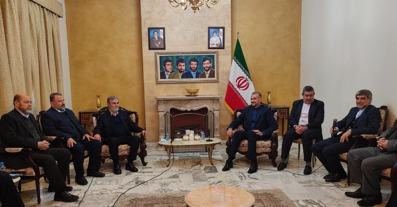 دیدار امیرعبداللهیان با شخصیت ها و رهبران گروه های فلسطینی در ببروت دیدار امیرعبداللهیان با شخصیت ها و رهبران گروه های فلسطینی در ببروت