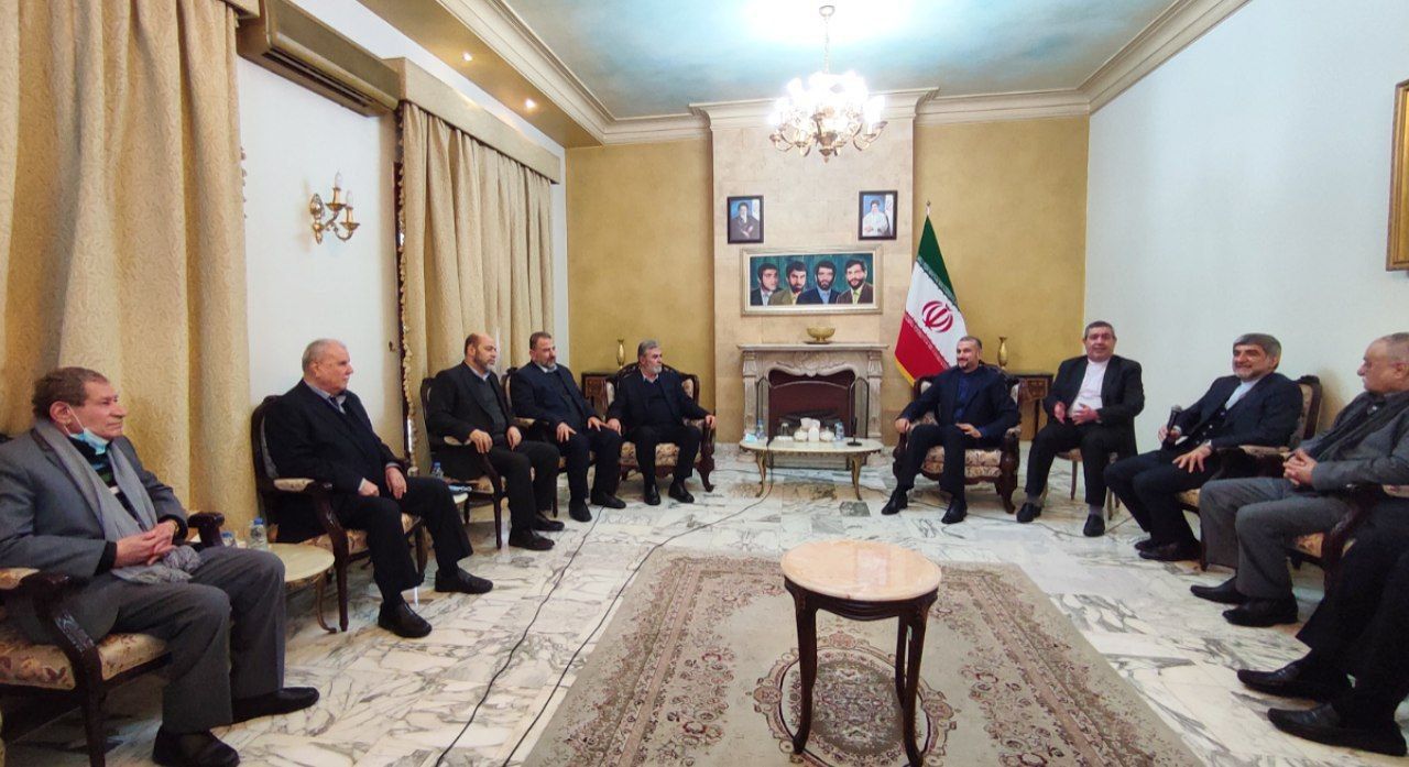 دیدار امیرعبداللهیان با شخصیت ها و رهبران گروه های فلسطینی در ببروت دیدار امیرعبداللهیان با شخصیت ها و رهبران گروه های فلسطینی در ببروت