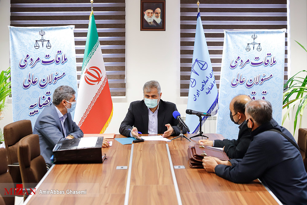 انجام بیش از یک میلیون ملاقات مردمی توسط مقامات قضایی در کل کشور در دوران تحول و تعالی/ ارتباط بیواسطه با مردم در صدر اولویت های دستگاه قضا طی ماه های گذشته/ از ملاقات های مردمی شخص رئیس قوه قضاییه تا حضور تمام مسئولان عالی قضایی در مرکز ارتباطات مردمی دستگاه قضا انجام بیش از یک میلیون ملاقات مردمی توسط مقامات قضایی در کل کشور در دوران تحول و تعالی/ ارتباط بیواسطه با مردم در صدر اولویت های دستگاه قضا طی ماه های گذشته/ از ملاقات های مردمی شخص رئیس قوه قضاییه تا حضور تمام مسئولان عالی قضایی در مرکز ارتباطات مردمی دستگاه قضا
