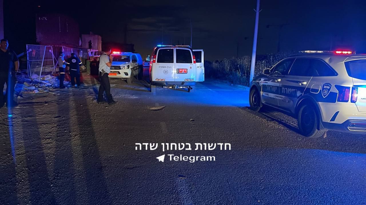 ادامه درگیری میان نظامیان صهیونیست و فلسطینیان/ عملیات مقاومتی در «عسقلان» ادامه درگیری میان نظامیان صهیونیست و فلسطینیان/ عملیات مقاومتی در «عسقلان»