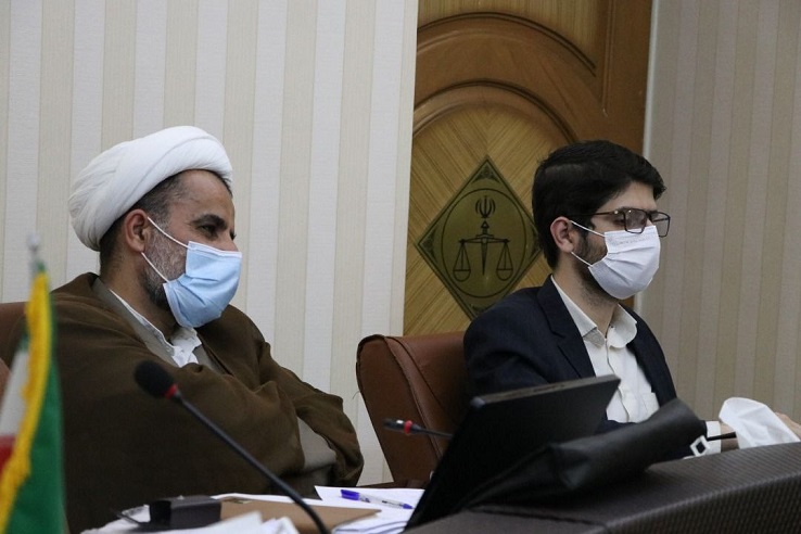 تأکید دادستان تهران بر تسریع در تعیین تکلیف وضعیت متهمان، محکومان و بازداشت شدگان با استفاده از نهادهای ارفاقی/ پیش بینی تسهیلات ارفاقی برای کمک به استخلاص زندانیان/ صالحی: آمار زندانیانی که در ایام مرخصی مرتکب جرم شدند استخراج و به دادستانی اعلام شود تأکید دادستان تهران بر تسریع در تعیین تکلیف وضعیت متهمان، محکومان و بازداشت شدگان با استفاده از نهادهای ارفاقی/ پیش بینی تسهیلات ارفاقی برای کمک به استخلاص زندانیان/ صالحی: آمار زندانیانی که در ایام مرخصی مرتکب جرم شدند استخراج و به دادستانی اعلام شود