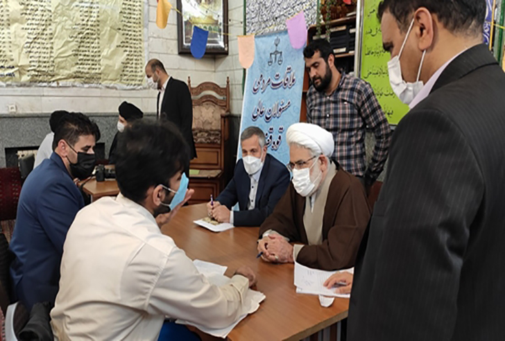 حضور دادستان کل کشور در مسجد پاچنار بازار تهران حضور دادستان کل کشور در مسجد پاچنار بازار تهران