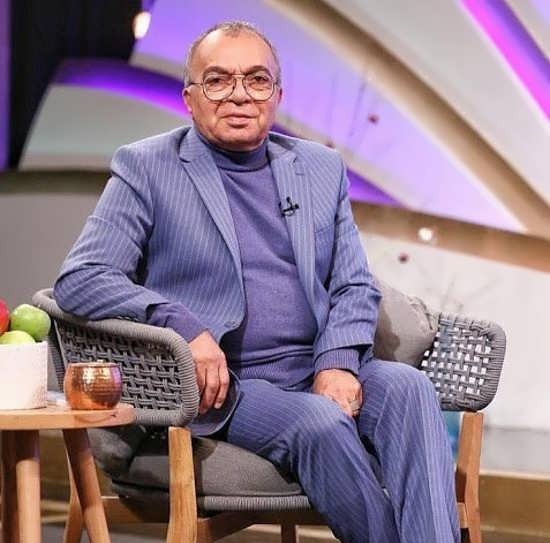 روشنای شب تار