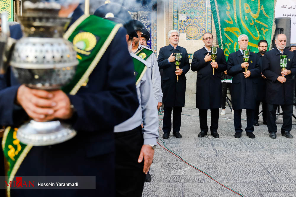 امام
