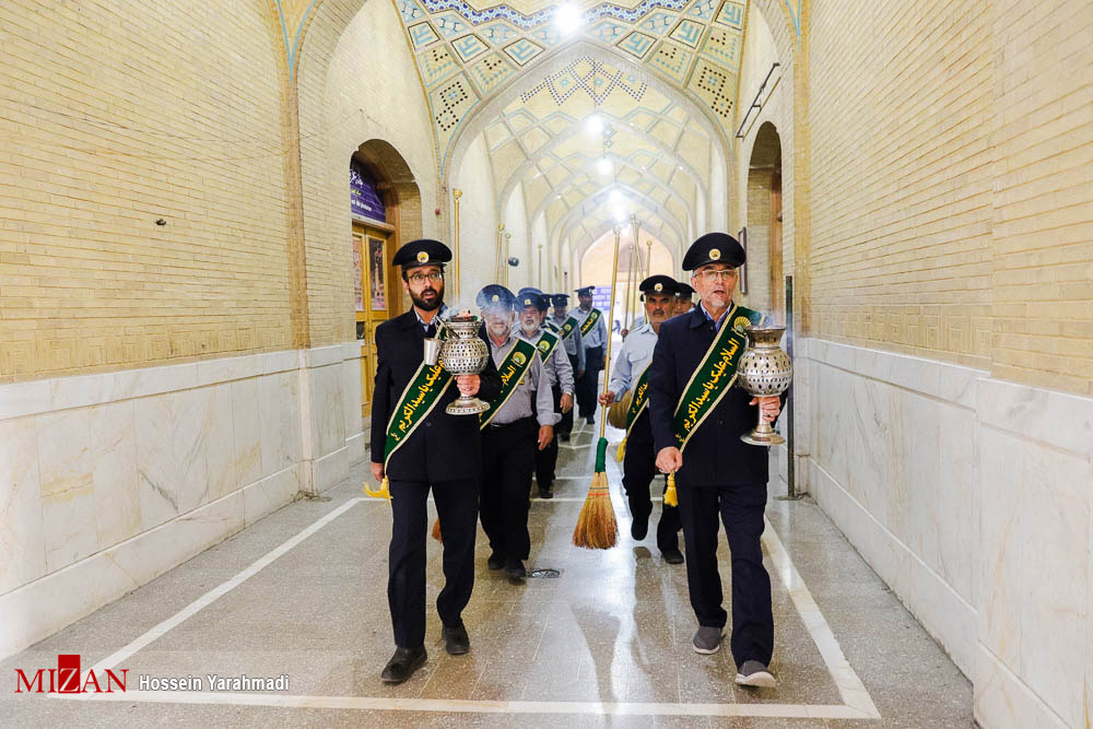 امام
